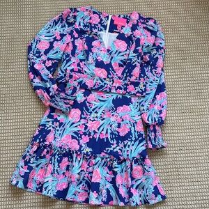 Lilly Pulitzer faux wrap dress w/belt
Size 0